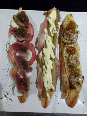 D'Pintxos y Cazuelas