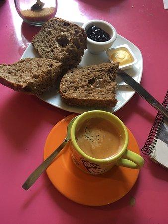 La Libre Cafe
