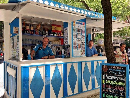 Kiosko de horchata Miguel y Jose