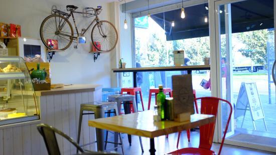 Madridelicia Bakery & Cafe