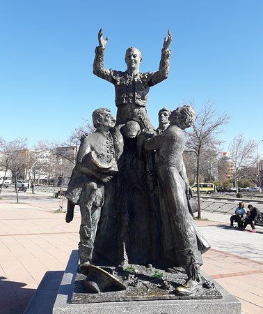 Monumento a Antonio Bienvenida